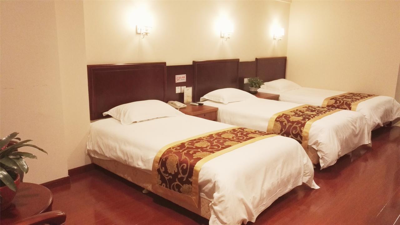 Greentree Inn Jiangsu Zhenjiang Jiangsu Science And Technology University Youth Square Express Hotel Янчжоу Екстер'єр фото